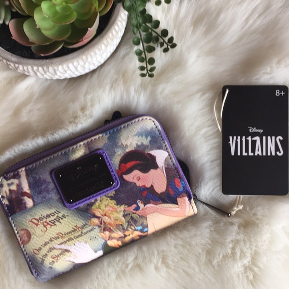 LOUNGEFLY WALLET DISNEY VILLAINS - Picture 2 of 4